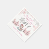 私たちの小さなスノーフレークの女の子ピンクシルバー1歳の誕生日 スタンダードカクテルナプキン (角)