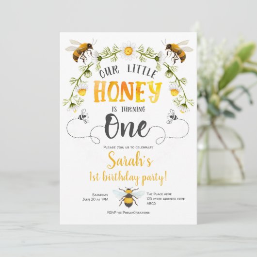 私たちの小さなハチミツ、ビーをテーマにした誕生日招待状 招待状 (スタンド正面)