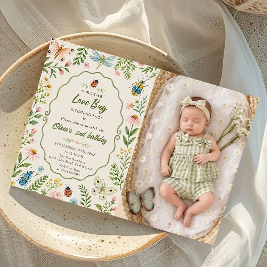 私たちの小さなラブバグの2歳の誕生日写真 招待状