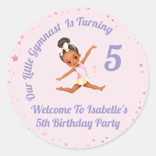 私たちの小さな体操選手は5ピンクの誕生日を回している ラウンドシール (正面)