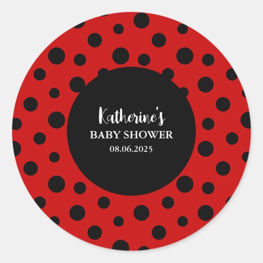 私たちの小さな女性は彼女の方法の女の子の赤ちゃんシャワー ラウンドシール (正面)