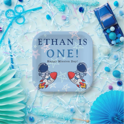 私たちの小さな宇宙飛行士が一人を変える！宇宙パーティープレート ペーパープレート (パーティー)