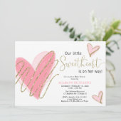 私たちの小さな恋人のバレンタインの女の子の赤ちゃんシャワー 招待状 (スタンド正面)