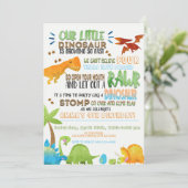 私たちの小さな恐竜子供の誕生日招待状 招待状 (スタンド正面)