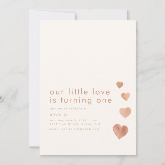 私たちの小さな愛は、1つの誕生日の招待を回している 招待状 (正面)