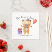 私たちの小さな熊が1歳の誕生日を迎える 子供の誕生日 スタンダードカクテルナプキン (インサイチュ)