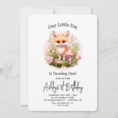 私たちの小さな狐 コテージコア スクリプト 1歳の誕生日 招待状 (正面)