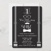 私たちの小さな男ヒップスターのサスペンダーズ1st誕生日ワン 招待状 (正面)