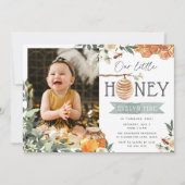 私たちの小さな蜂蜜 | Beeテーマフォト誕生日パーティー 招待状 (正面)