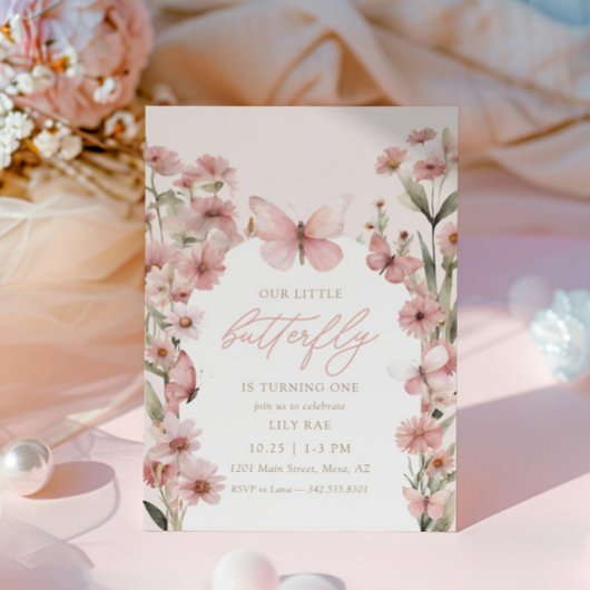 私たちの小さな蝶ピンクの女の子の誕生日 招待状