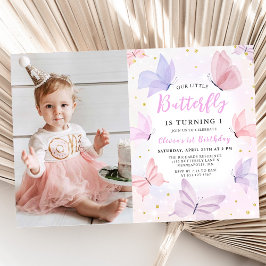 私たちの小さな蝶ピンクの女の子誕生日写真 招待状