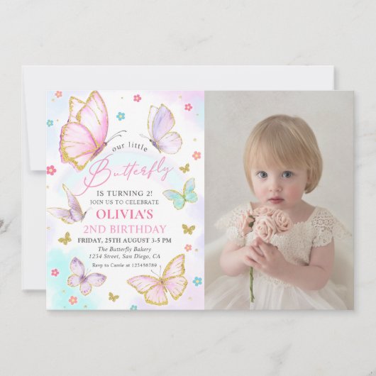 私たちの小さな蝶レインボーガール誕生日写真 招待状 (正面)