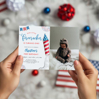 私たちの小さなfirecrcker 1st誕生日の写真 招待状