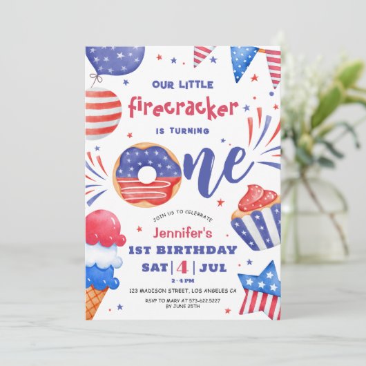 私たちの小さなfirecrcker 4th 7月1日の誕生日 招待状 (スタンド正面)