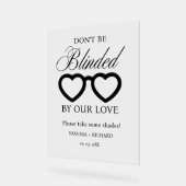 私たちの愛の眼鏡看板に目結婚がくらむな アクリルサイン (傾斜)