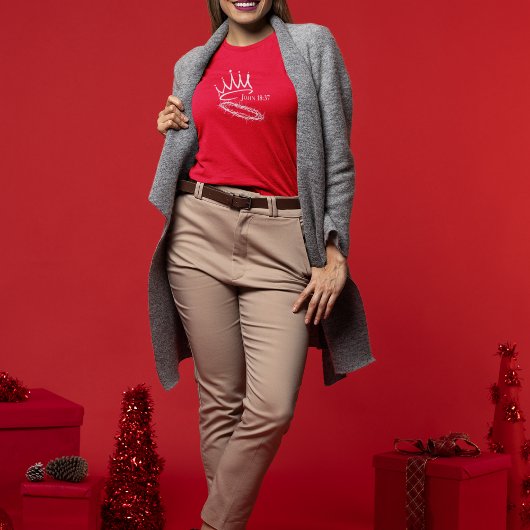 私たちの救い主クリスチャンの女性の赤いクリスマス Tシャツ