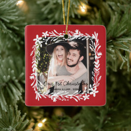 私たちの最初のクリスマスの素朴な田舎の農家の写真 セラミックオーナメント