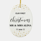 私たちの最初のクリスマスの結婚式を作ろう セラミックオーナメント (正面)