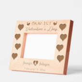 私たちの最初のバレンタインデーの愛のハートと名前をカスタムする レーザー彫刻フレーム (左)