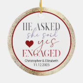 私たちの最初の婚約したクリスマス セラミックオーナメント (裏面)