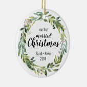 私たちの最初の結婚したクリスマスのパーソナライズ セラミックオーナメント (右)