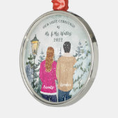 私たちの最初の結婚したクリスマス メタルオーナメント (左)