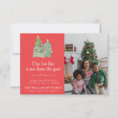 私たちの木は新しい家の家族のクリスマスカードを持っている 招待状 (正面)