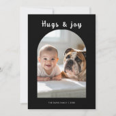 私たちの毛むくじゃらのホリデーヘルパーからのハグ＆ジョイカード シーズンカード (正面)