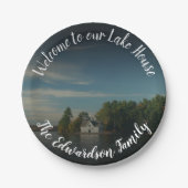私たちの湖の家の家族に自分の歓迎を作成 ペーパープレート (正面)
