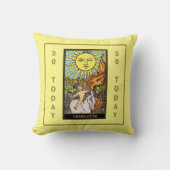 私たちの生活の中の太陽 | タロットカードの黄色の名前 クッション (正面)