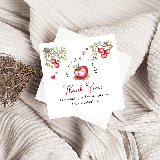 私たちの目の赤ちゃんシャワーの甘いリンゴ フェイバータグ