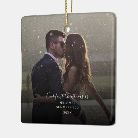 私たちの結婚した初めてのクリスマスの結婚写真 セラミックオーナメント (左)