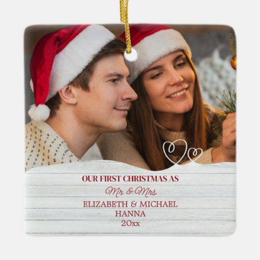 私たちの結婚した初めてのクリスマスミスター・アンド・ミセス・セラミック・オルナム セラミックオーナメント (正面)