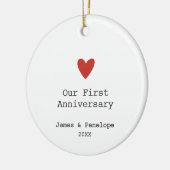 私たちの結婚一周年記念パーソナライズされたハート セラミックオーナメント (左)