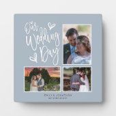 私たちの結婚式の日コラージュ3フォトスクリプトほこりっぽいブルー フォトプラーク (正面)