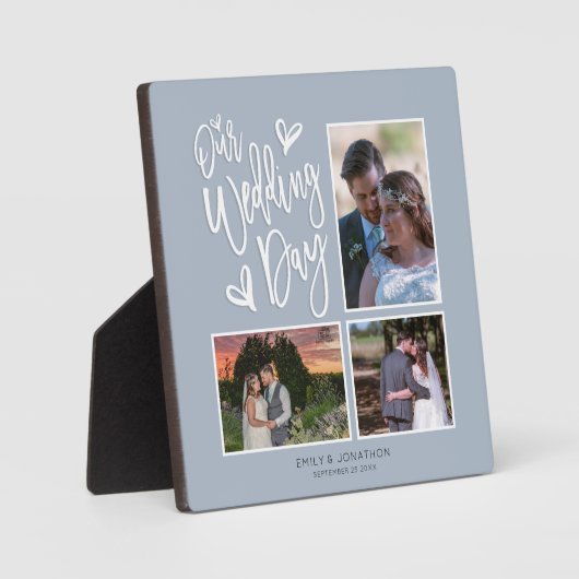 私たちの結婚式の日コラージュ3フォトスクリプトほこりっぽいブルー フォトプラーク (正面)