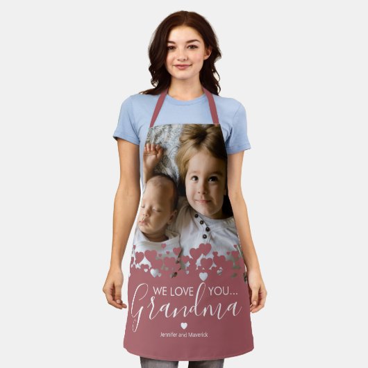 私たちはあなたのおばあちゃん写真が大好き エプロン (着用した状態)