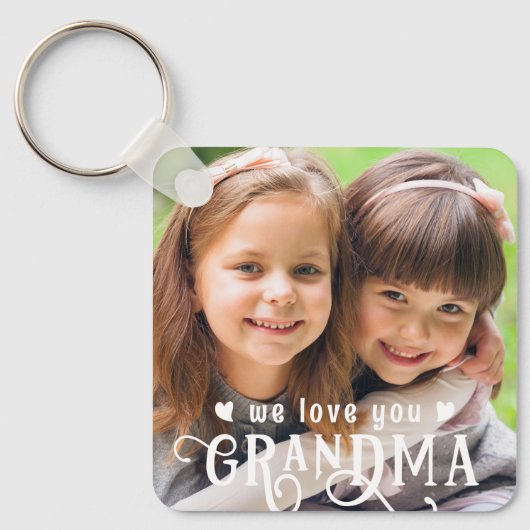 私たちはあなたのおばあちゃん写真カスタム色が大好き キーホルダー (正面)