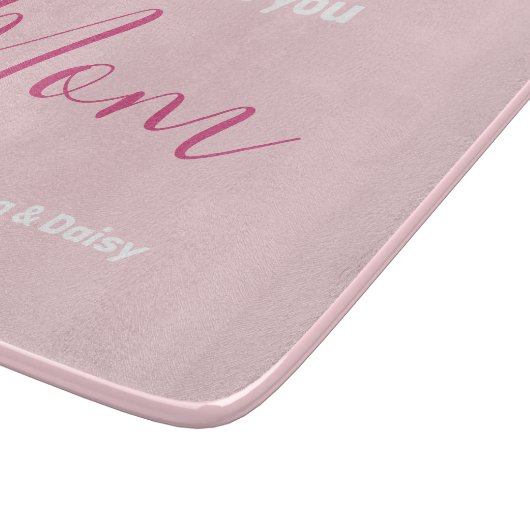 私たちはあなたを母が大好き | カスタム子の名前 カッティングボード (角)