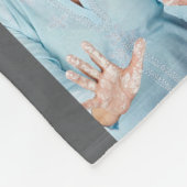 私たちはおばあちゃんを愛している | ハートコラージュ フリースブランケット (角)