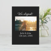 私たちはこっそり結婚しました - 結婚したカップルの名前と日付を追加 - 案内状 (スタンド正面)