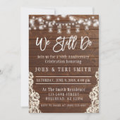 私たちはまだウッドラスティックウェディングアニバーサリーを続けています 招待状 (正面)