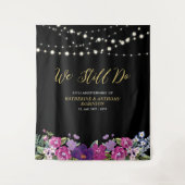 私たちはまだ愛し合っている | ストリングライト 結婚記念日 タペストリー (正面)