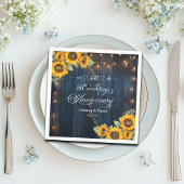 私たちはまだ55周年記念結婚のストリングライトをやっている スタンダードカクテルナプキン