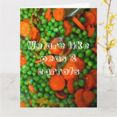 私たちはまるでエンドウ豆とニンジンの友好カードのようだ カード (黄色い花)