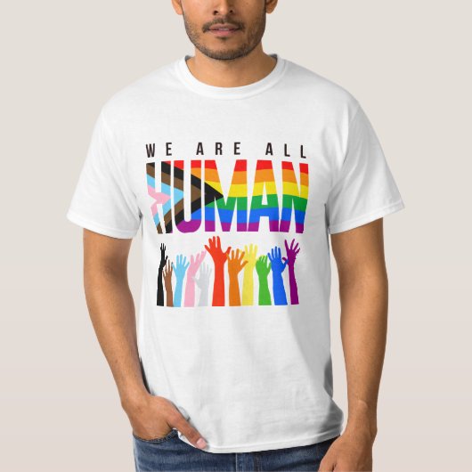 私たちはみんな人間 Tシャツ (正面)