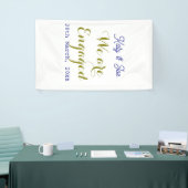 私たちはエンゲージ 紫金 名前 日付 エレガント シンプル 横断幕 (トレードショー)