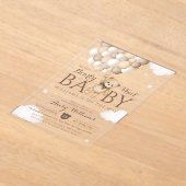 私たちはバルーンベア赤ちゃんシャワーを待つことができる アクリル招待状 (レイダウン)