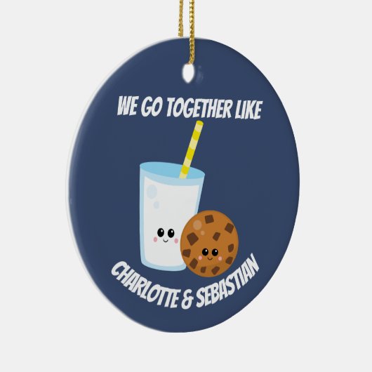 私たちはミルクとクッキーのように一緒に行くパーソナライズされた セラミックオーナメント (右)