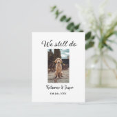 私たちは今結婚でもカップルのペットの写真名日付sim ポストカード (スタンド正面)